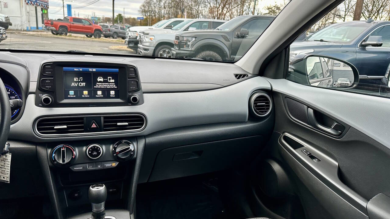 Used 2021 Hyundai Kona SE FWD image 21