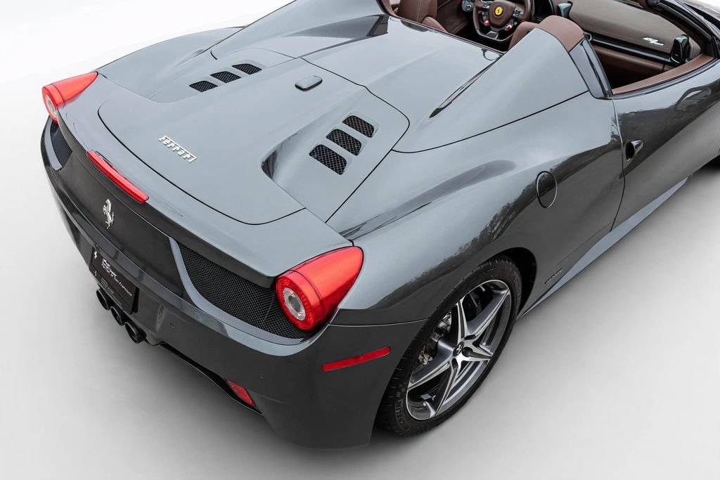 Used 2013 Ferrari 458 Spider RWD image 21