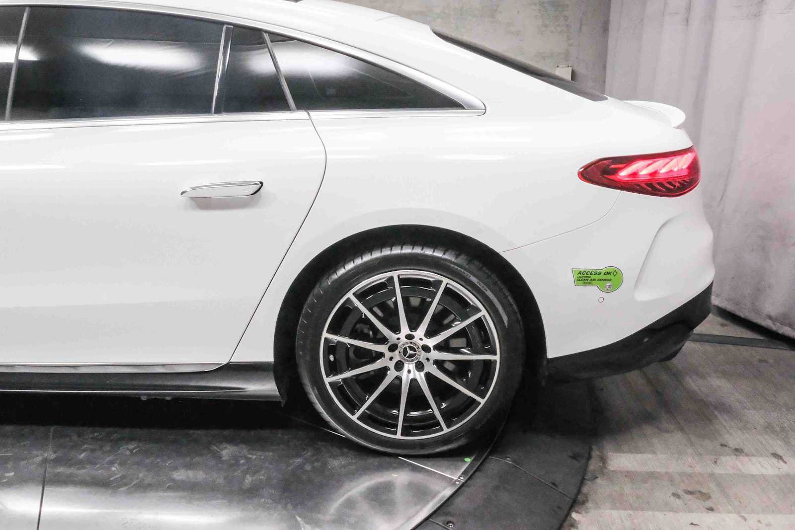 Certified 2022 Mercedes-Benz EQS 450+ Sedan image 8