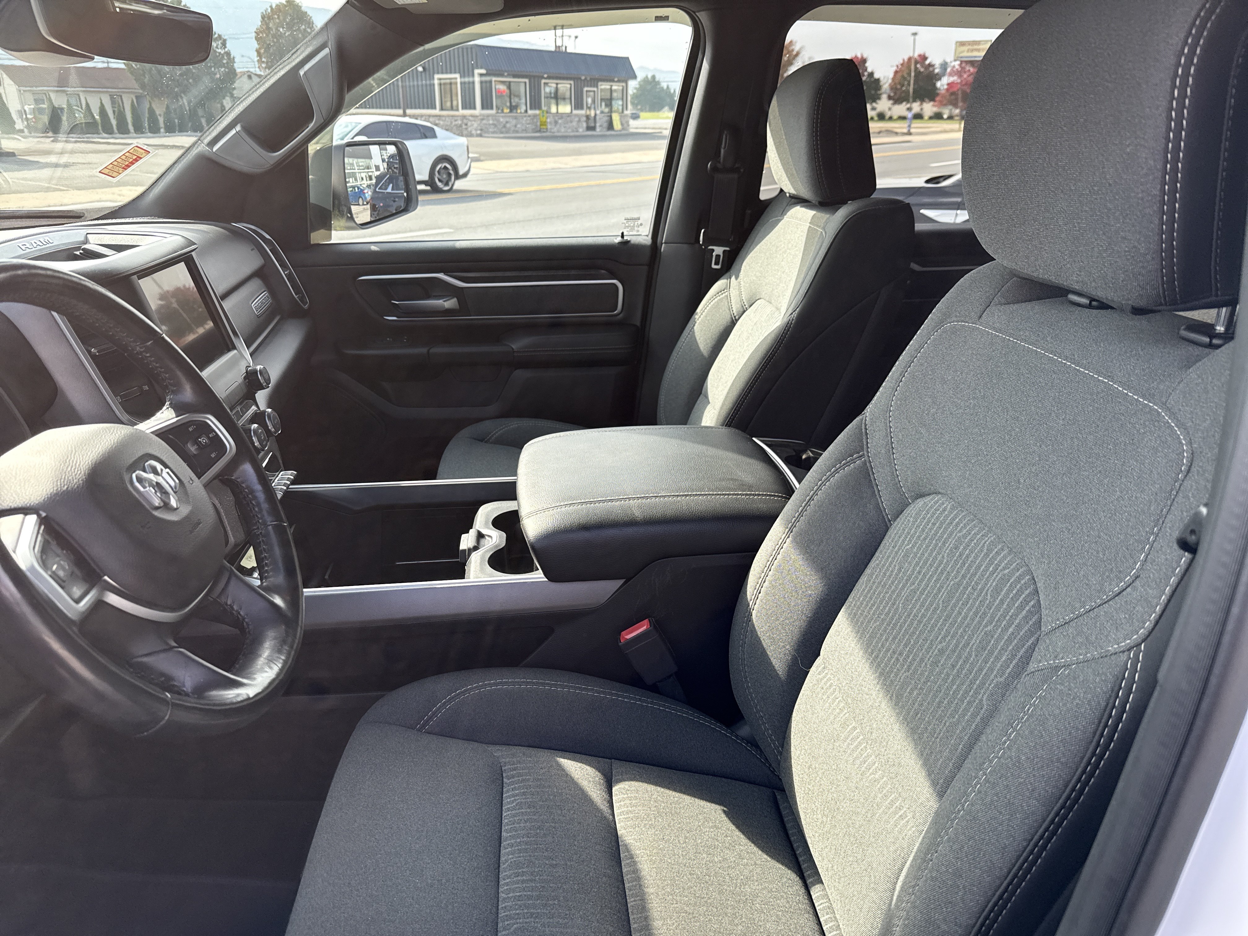 Used 2021 RAM 1500 Big Horn AWD/4WD image 12