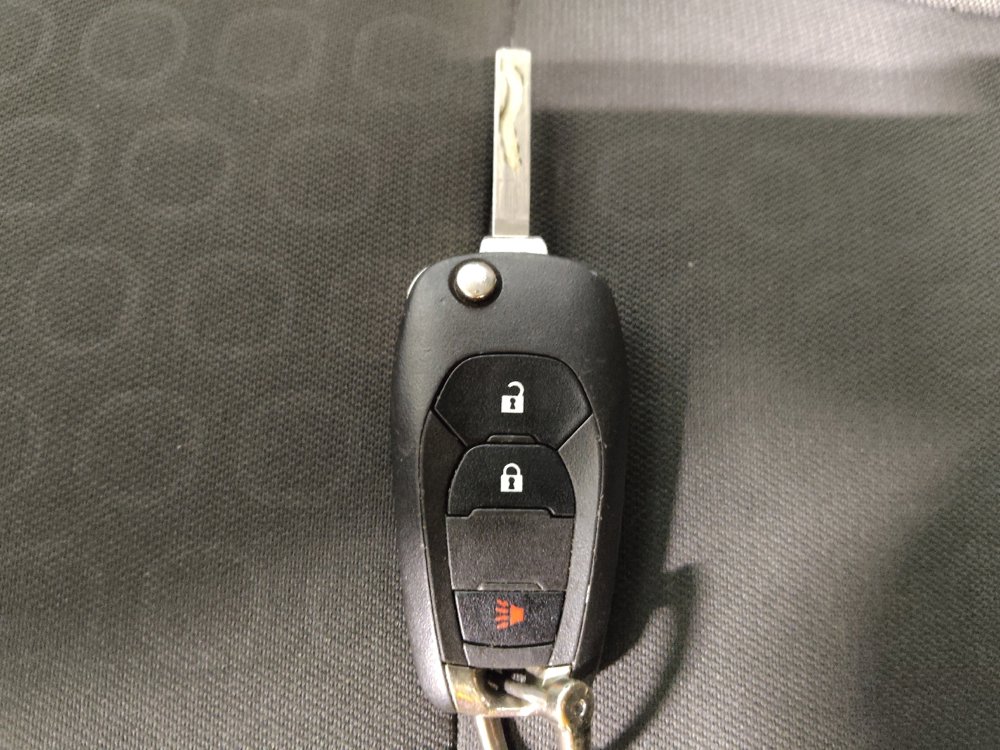 Used 2021 Chevrolet Trax LS image 32