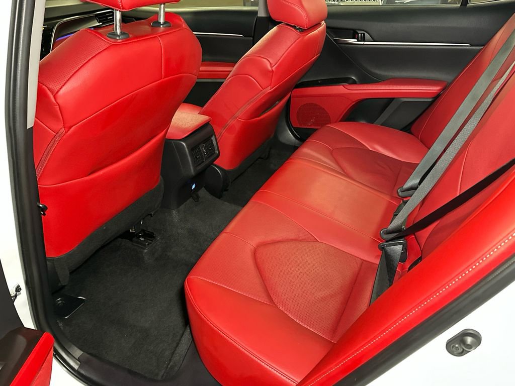 Used 2024 Toyota Camry XSE w/ Navigation Package image 16