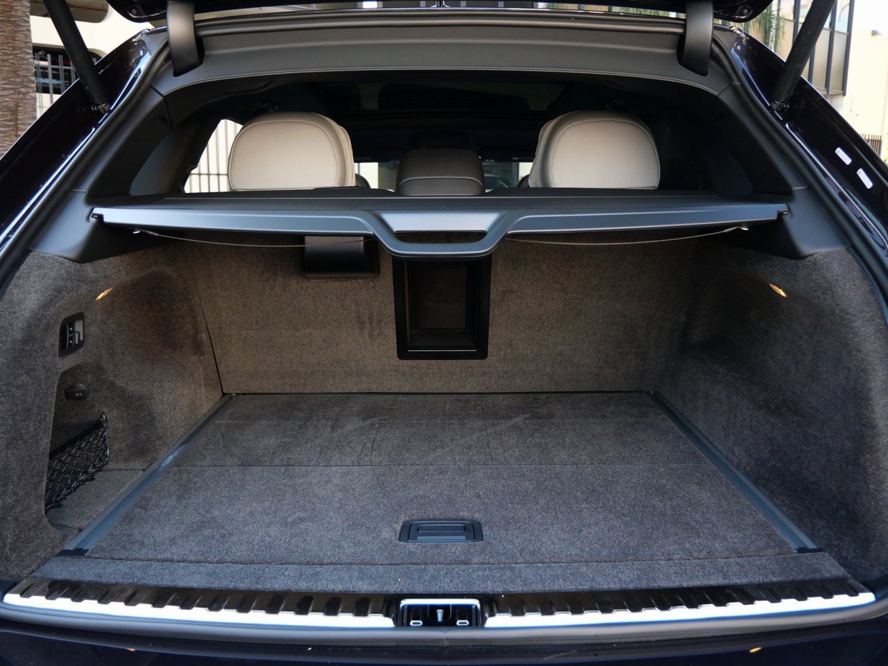 New 2025 Bentley Bentayga Extended Wheelbase image 29