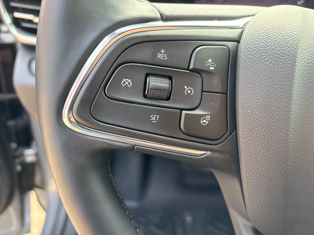 Used 2025 Buick Envista Avenir FWD image 37