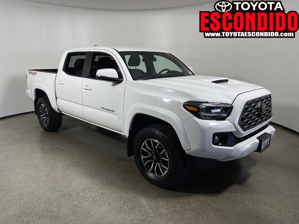 Certified 2023 Toyota Tacoma TRD Sport AWD/4WD image 1