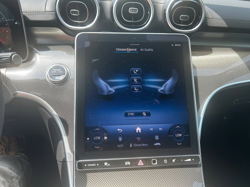 New 2025 Mercedes-Benz C 300 4MATIC Sedan image 18