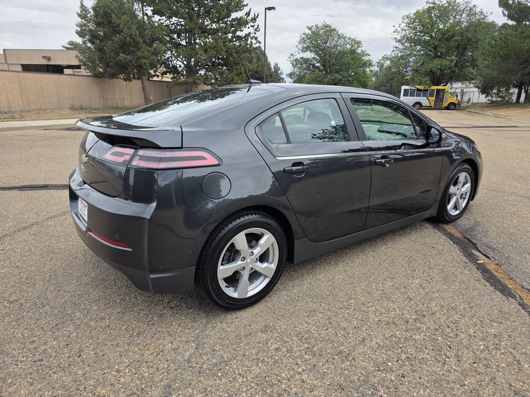 Used 2014 Chevrolet Volt w/ Enhanced Safety Package 1 FWD image 8