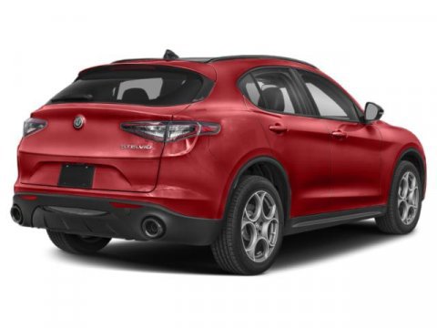 Used 2024 Alfa Romeo Stelvio Veloce image 2