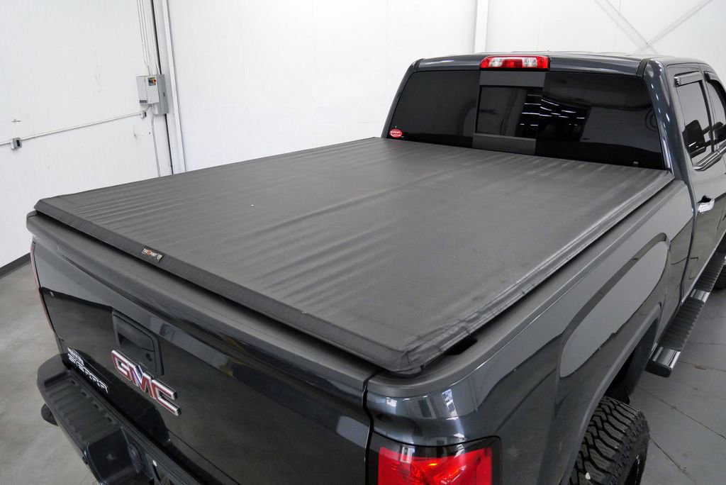 Used 2018 GMC Sierra 2500 Denali w/ Duramax Plus Package AWD/4WD image 41