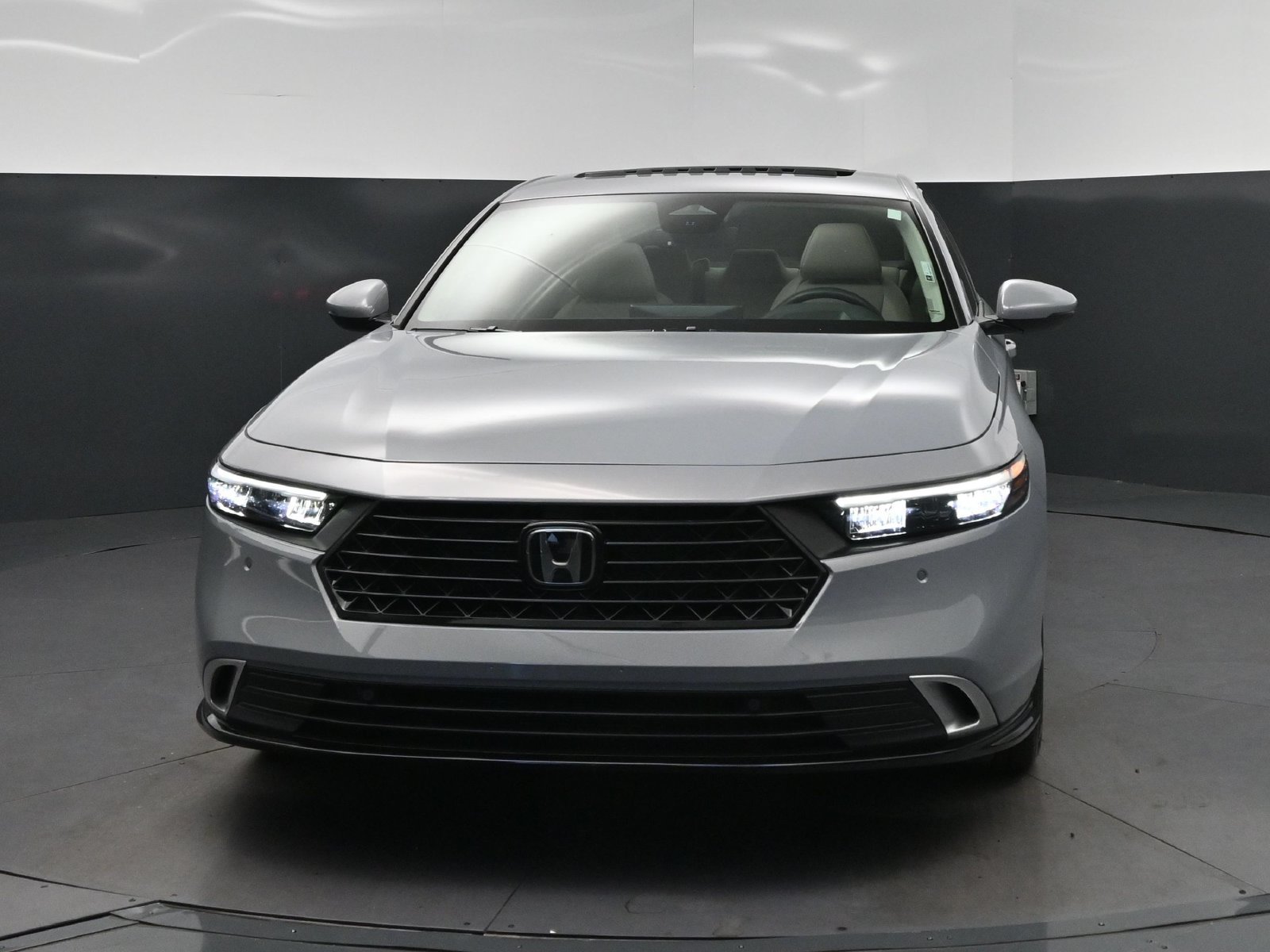 Used 2025 Honda Accord Touring image 10