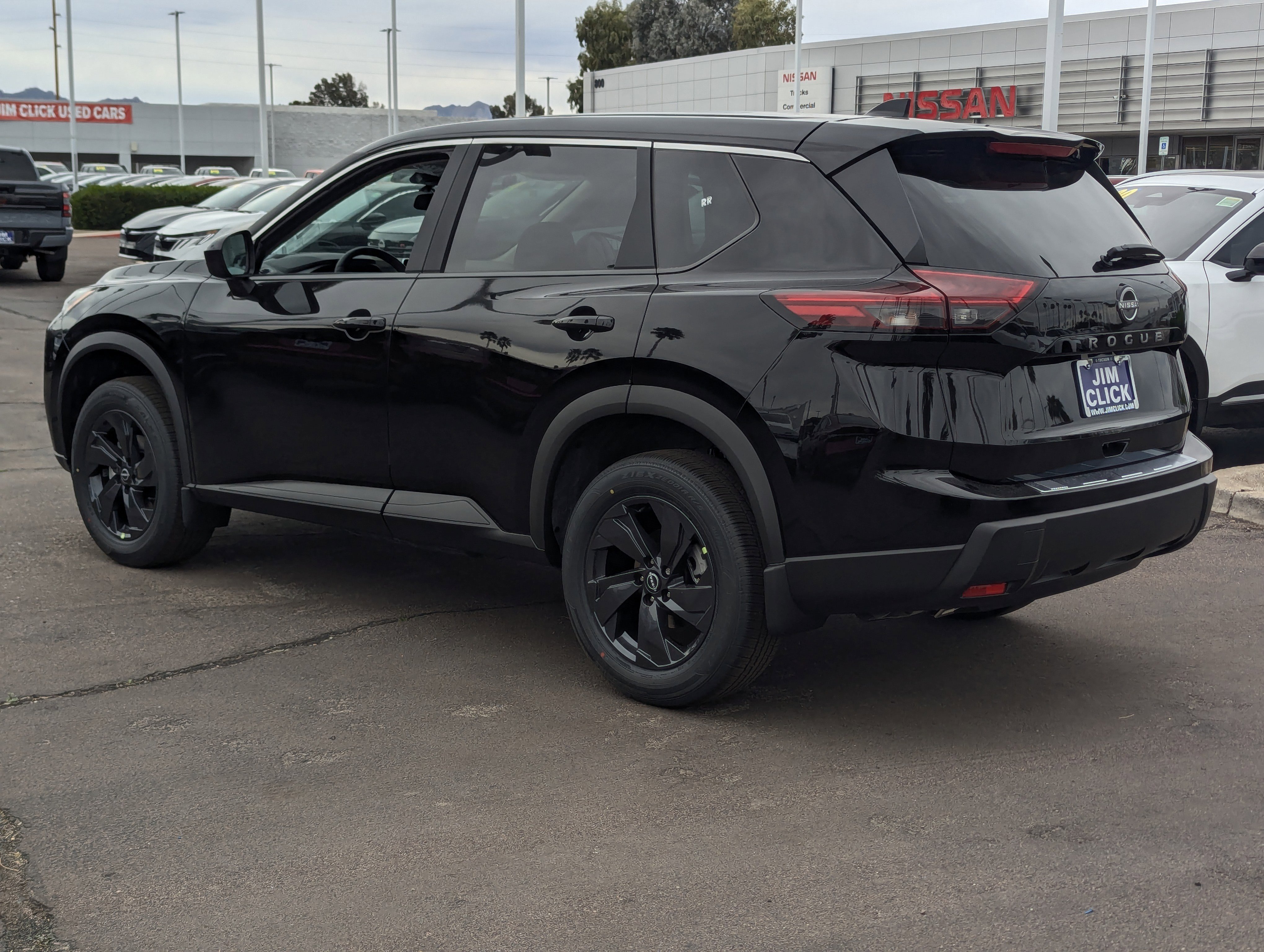 New 2026 Nissan Rogue SV image 4