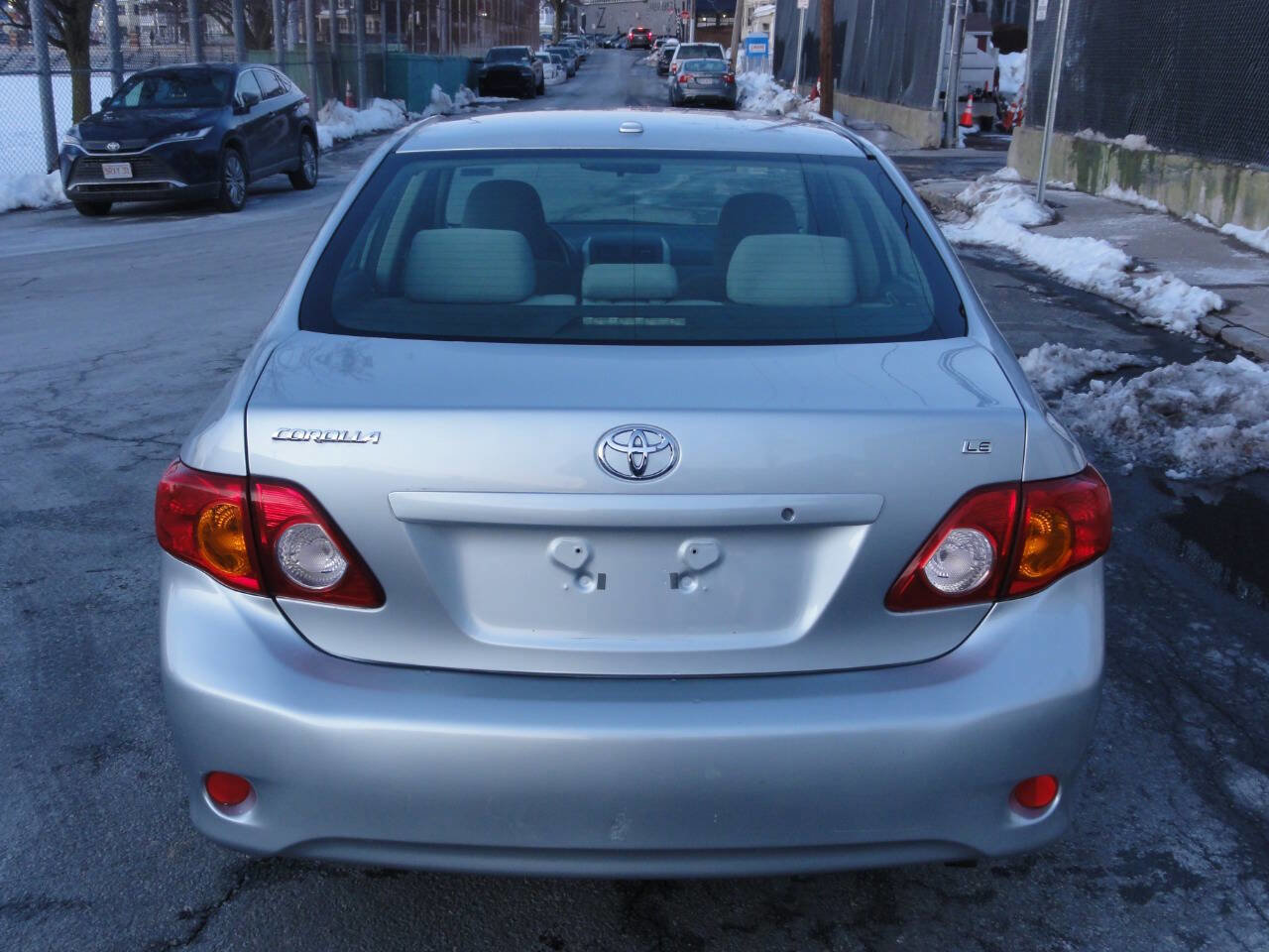 Used 2010 Toyota Corolla LE image 26