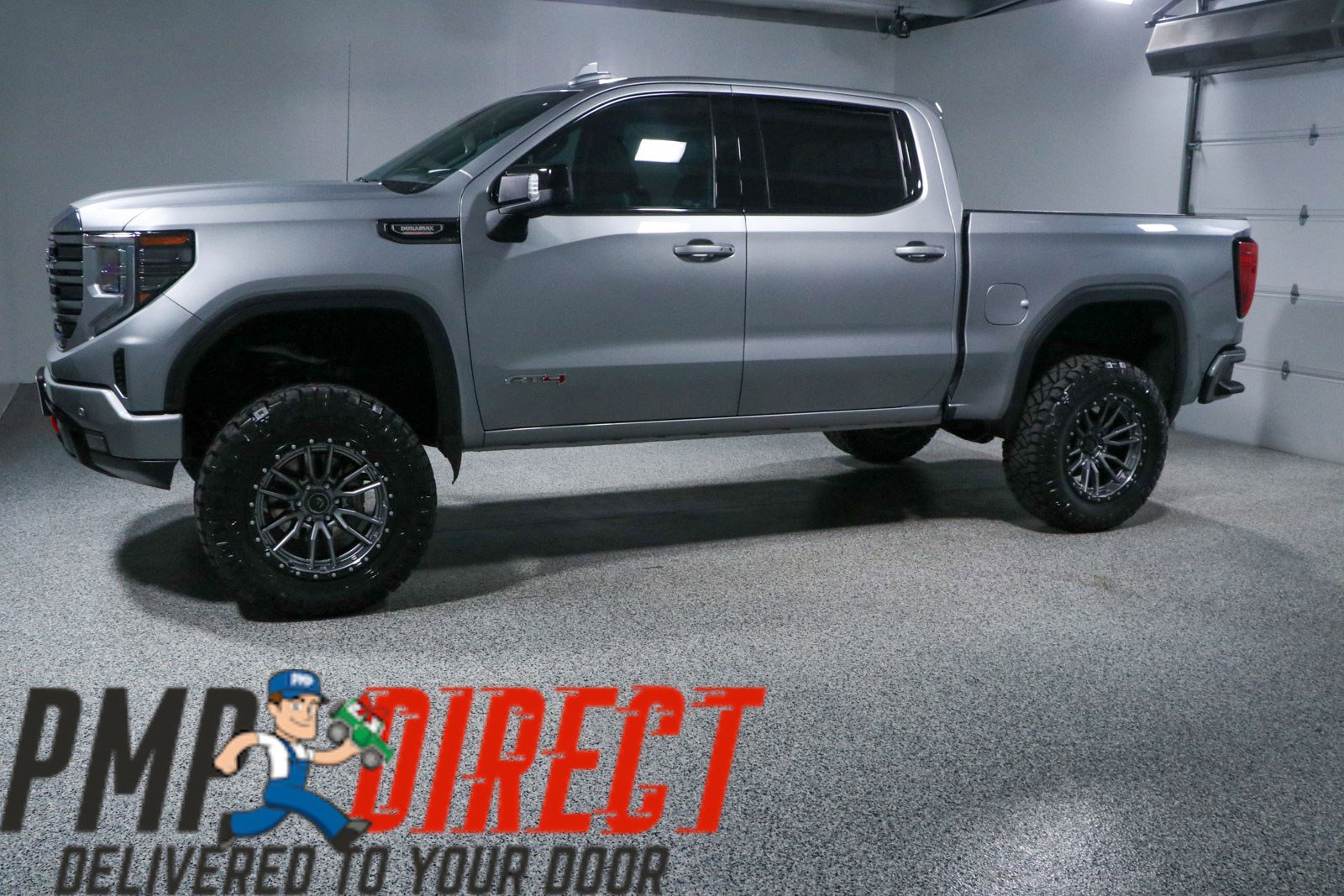 Used 2024 GMC Sierra 1500 AT4 w/ Technology Package image 11