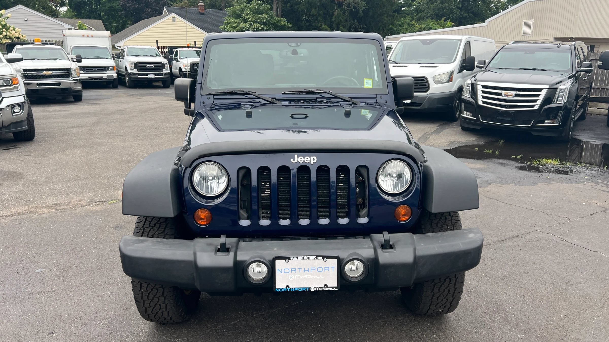 Used 2013 Jeep Wrangler Rubicon w/ Dual Top Group AWD/4WD image 10