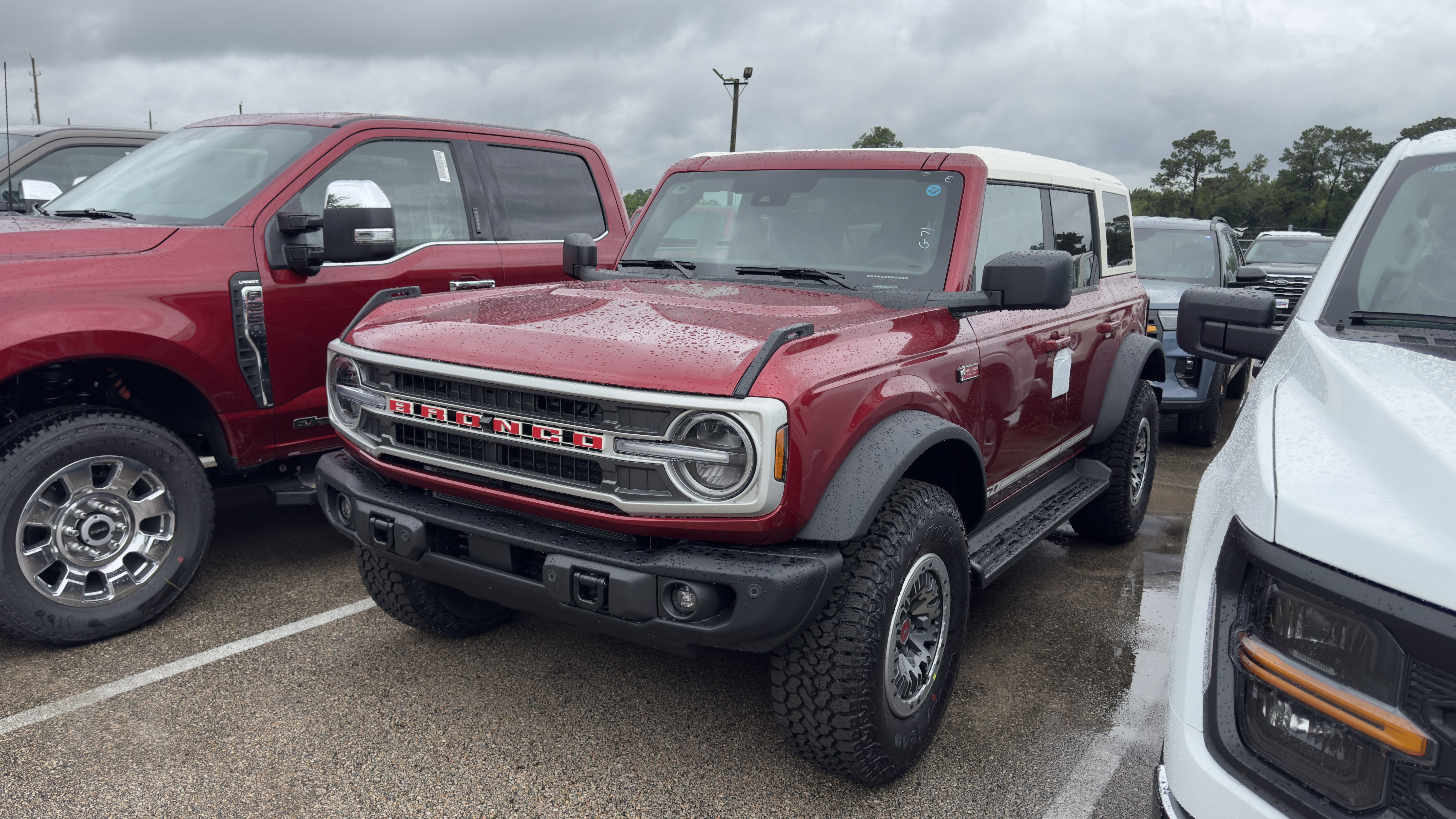 New 2026 Ford Bronco Outer Banks w/ Sasquatch Package AWD/4WD image 6