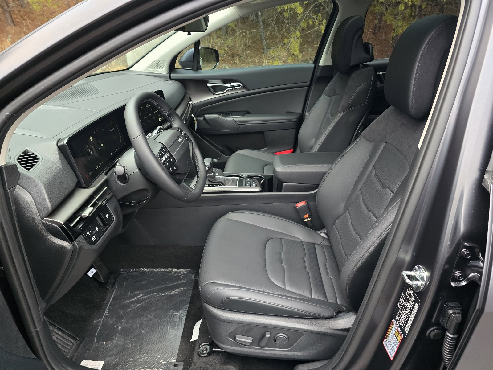 New 2026 Kia Sportage SX image 5