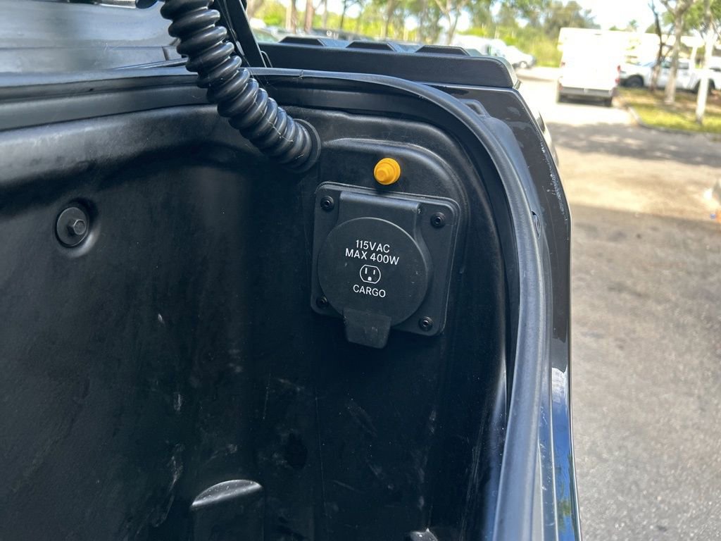 Used 2025 RAM 1500 Big Horn RWD image 19