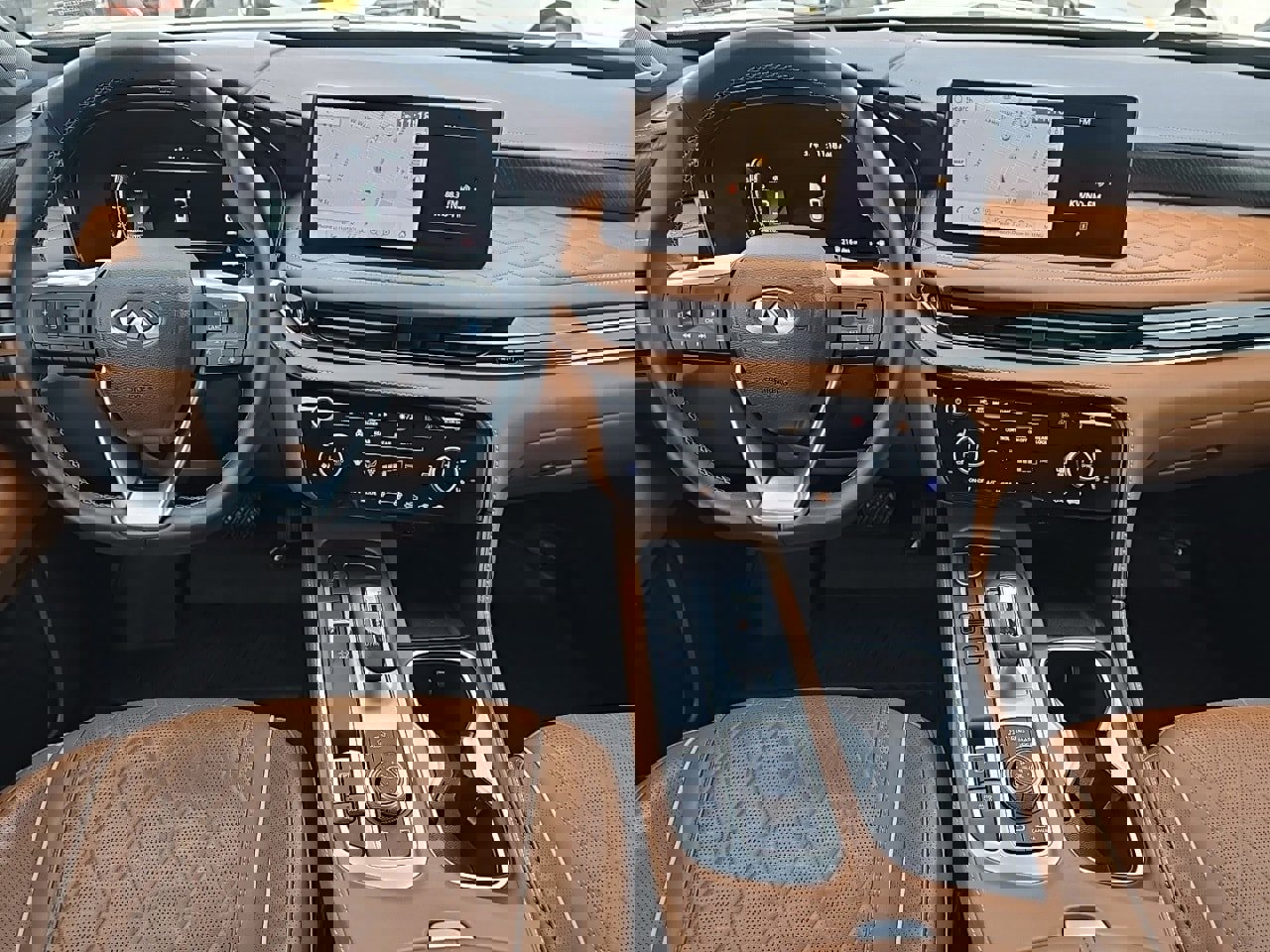 Used 2025 INFINITI QX60 Autograph w/ Cargo Package image 32