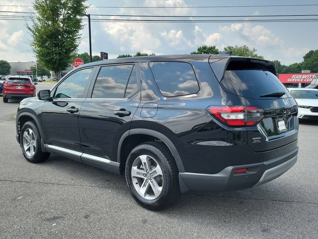 Certified 2025 Honda Pilot EX-L image 6