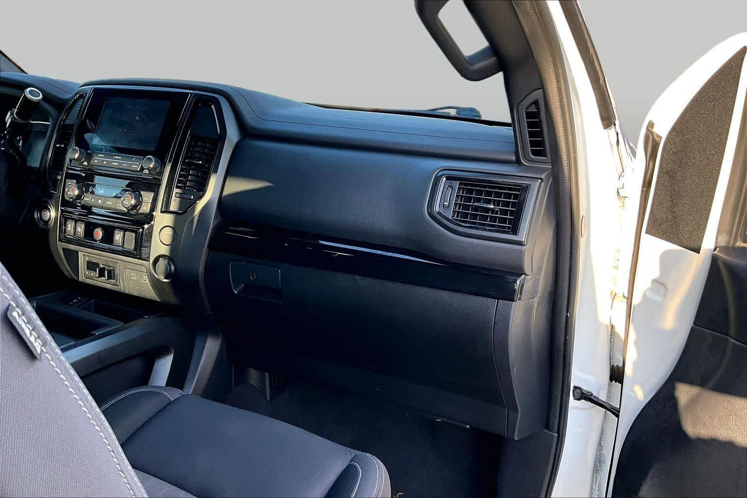 Certified 2023 Nissan Titan SV w/ SV Convenience Package RWD image 19