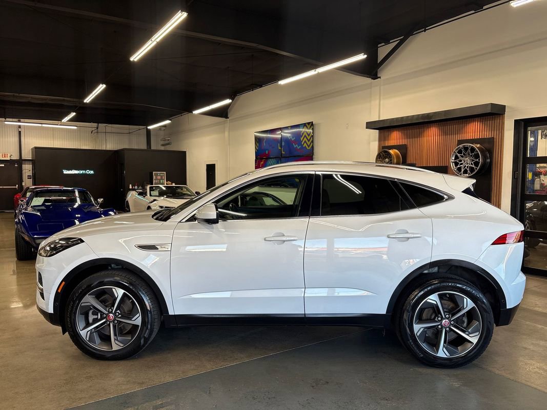 Used 2021 Jaguar E-PACE SE image 3