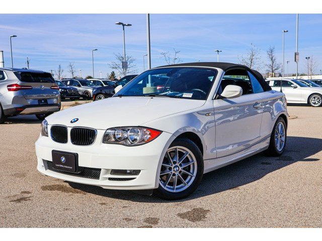 Used 2011 BMW 128i Convertible image 1