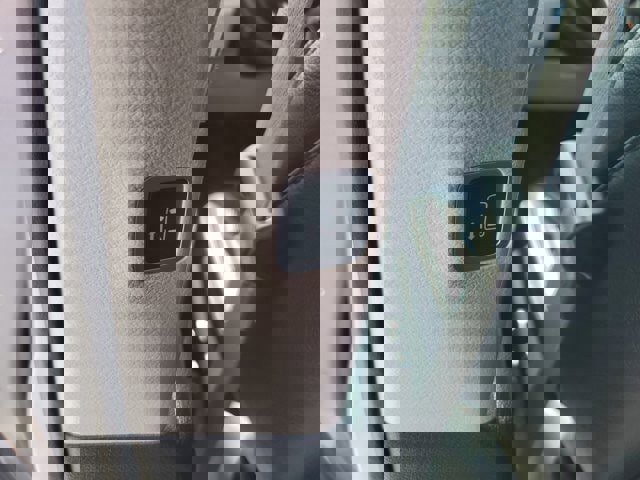 Used 2018 Chrysler Pacifica Touring-L w/ Tire & Wheel Group image 20