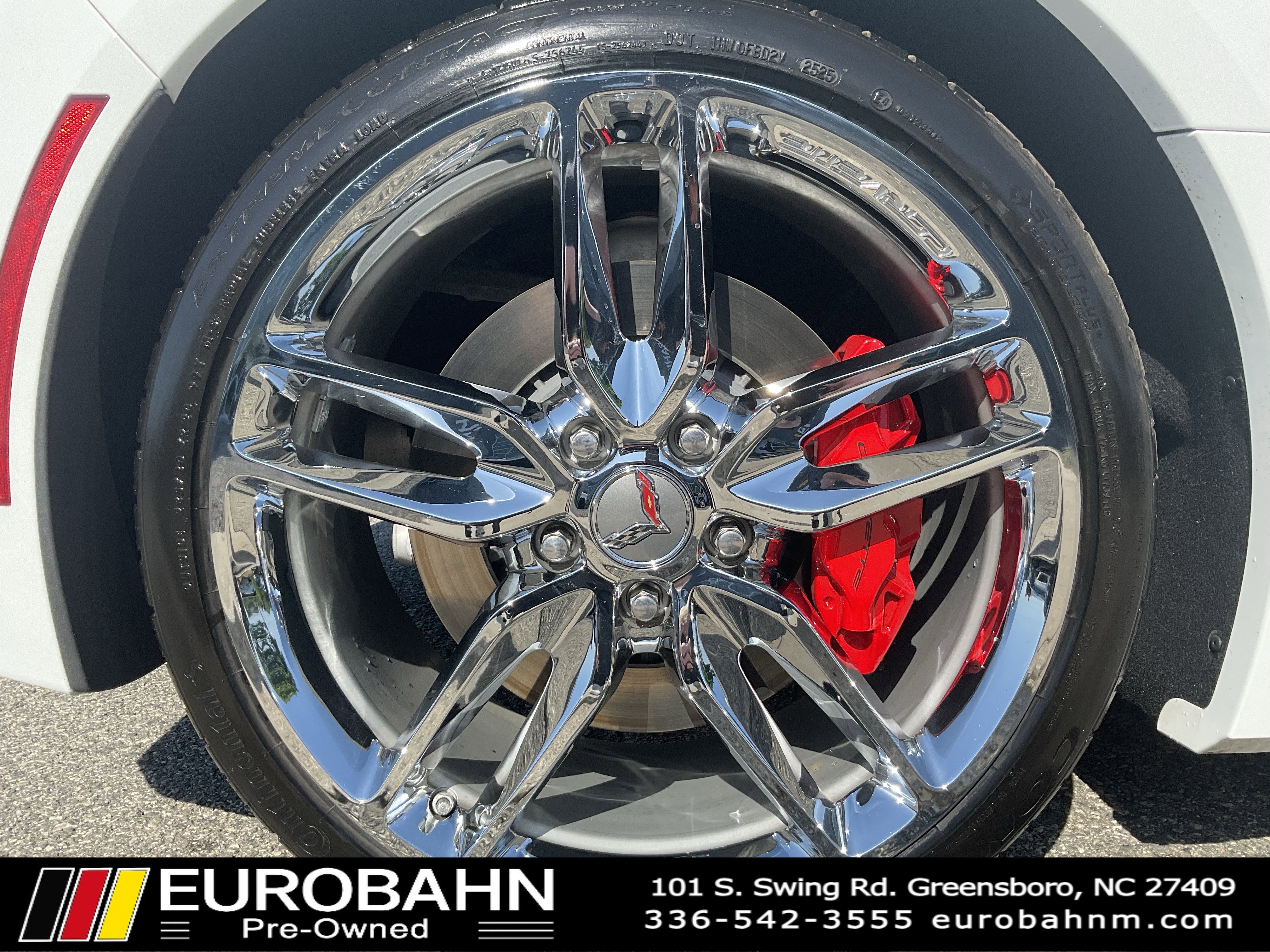 Used 2015 Chevrolet Corvette Stingray Coupe w/ 2LT Preferred Equipment Group RWD image 23