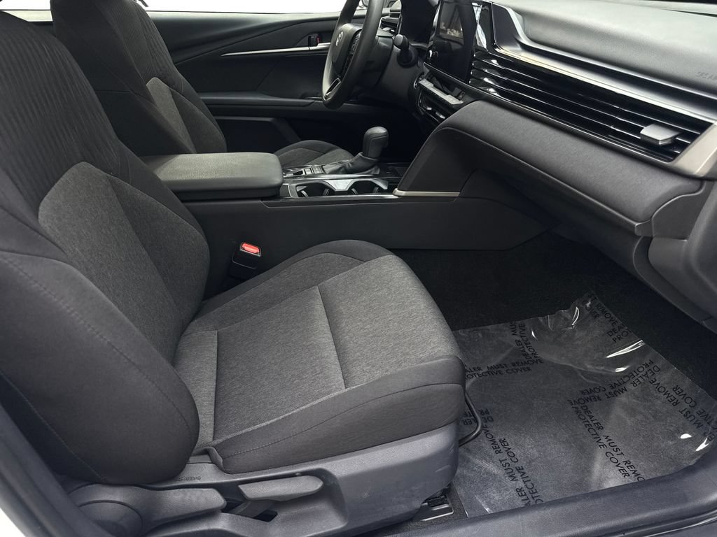 Used 2025 Toyota Camry LE FWD image 45