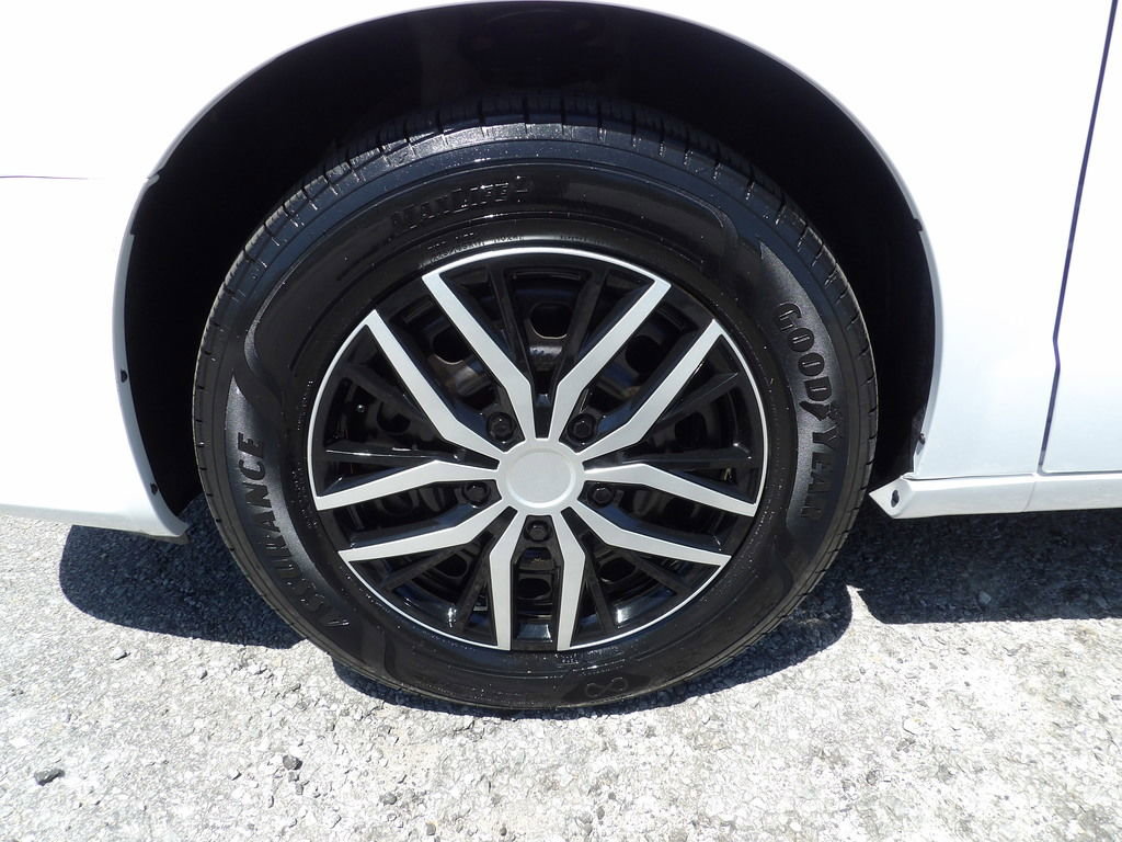Used 2018 Dodge Grand Caravan SE w/ UConnect Hands-Free Group FWD image 46