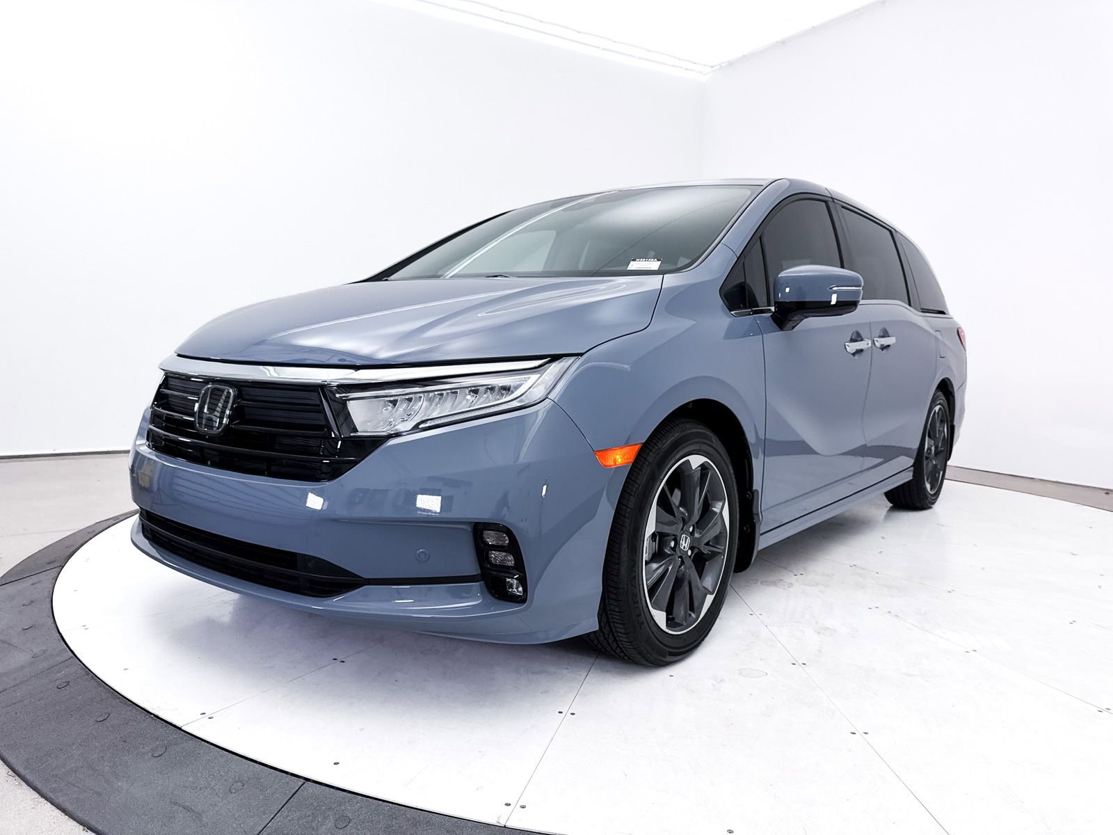 Used 2023 Honda Odyssey Elite image 13