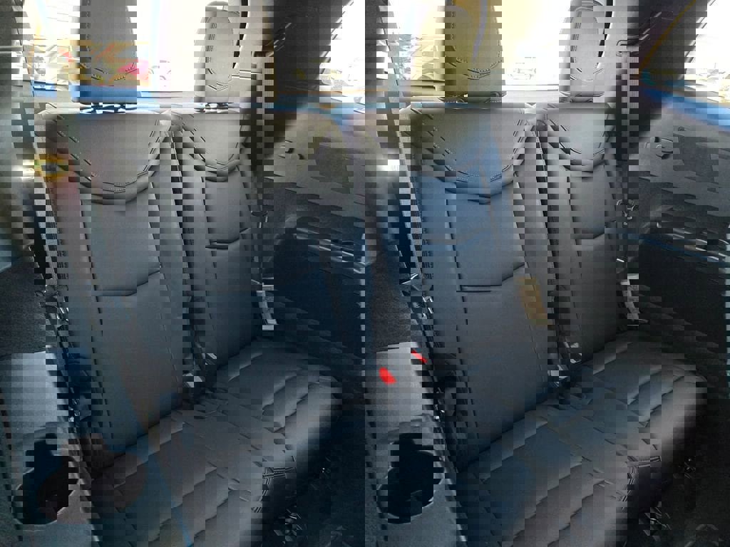 New 2025 Cadillac XT6 Luxury image 30