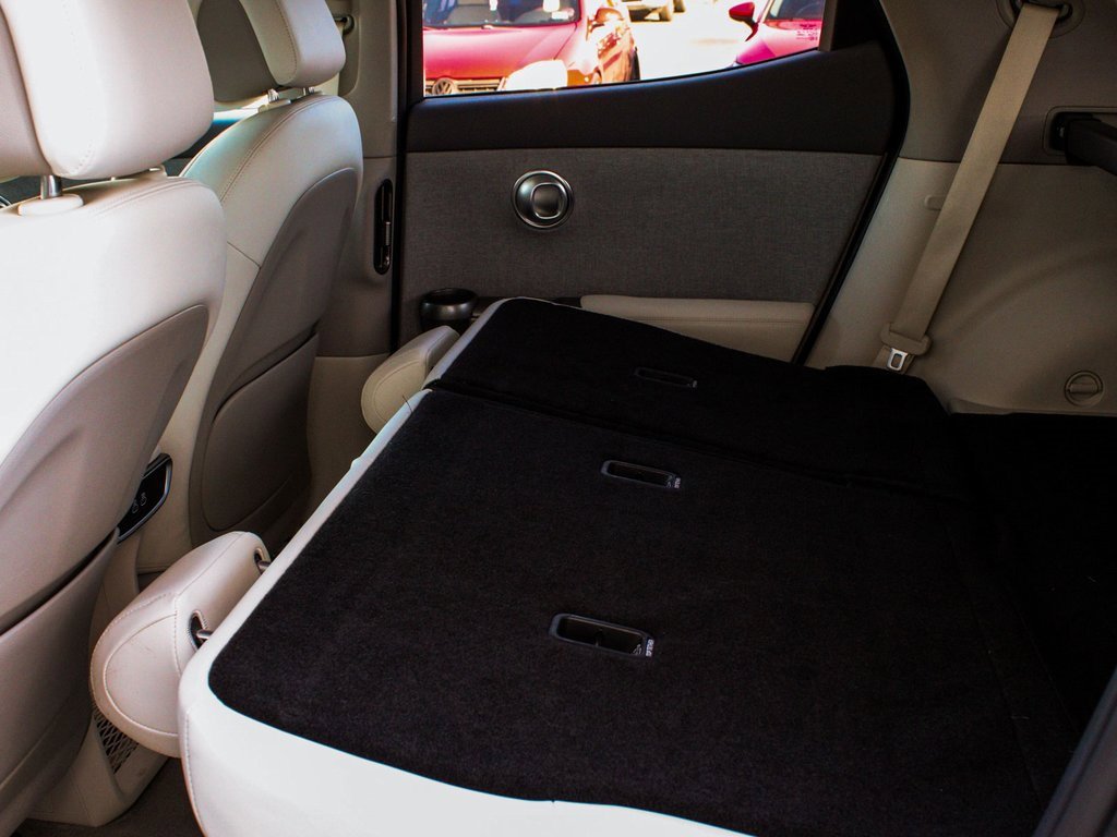 Used 2025 Genesis GV60 Advanced image 37