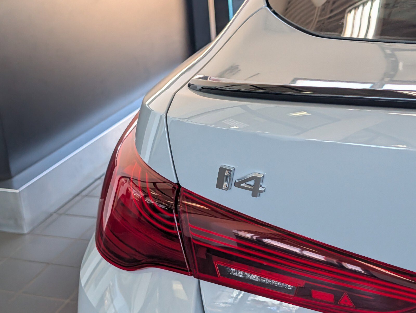New 2026 BMW i4 xDrive40i w/ M Sport Package AWD/4WD image 4