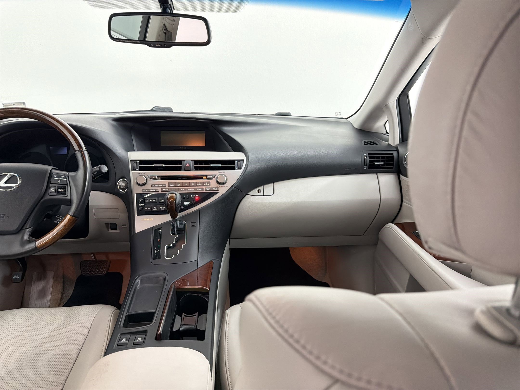 Used 2011 Lexus RX 350 AWD w/ Premium Pkg image 28