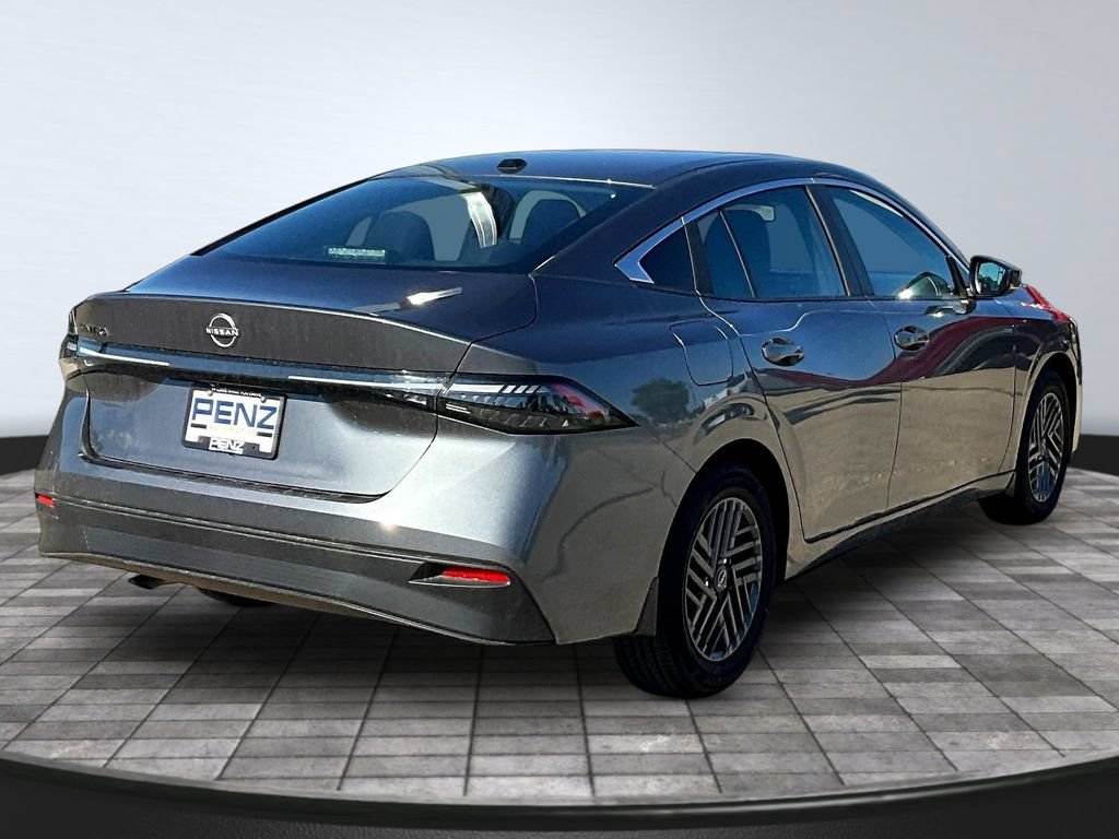 New 2026 Nissan Sentra SV w/ SV Convenience Package FWD image 15