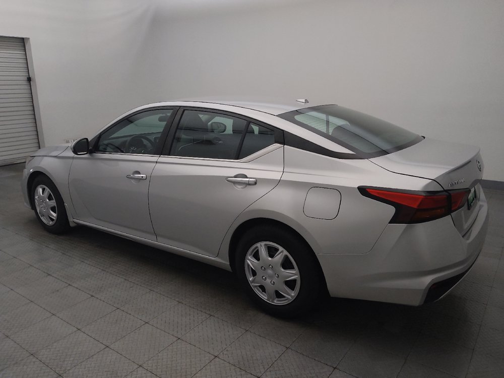 Used 2019 Nissan Altima 2.5 S FWD image 3