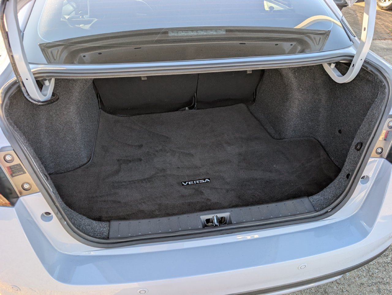 Certified 2024 Nissan Versa SR w/ Trunk Package FWD image 29