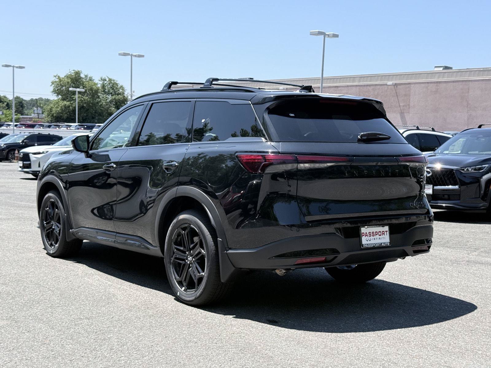 New 2027 INFINITI QX60 Sport w/ Dark Cargo Package AWD/4WD image 4