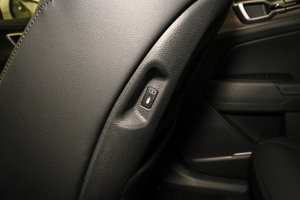 New 2026 Kia Sportage EX AWD/4WD image 9