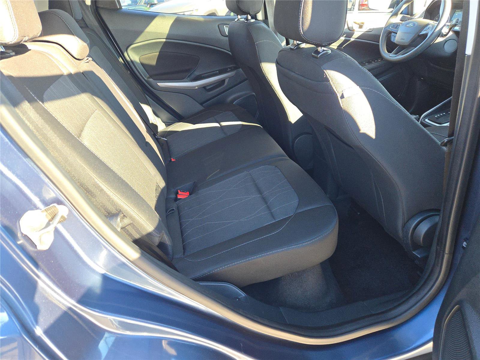Used 2021 Ford EcoSport SE image 11