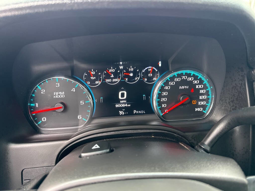 Used 2017 Chevrolet Tahoe LT image 32