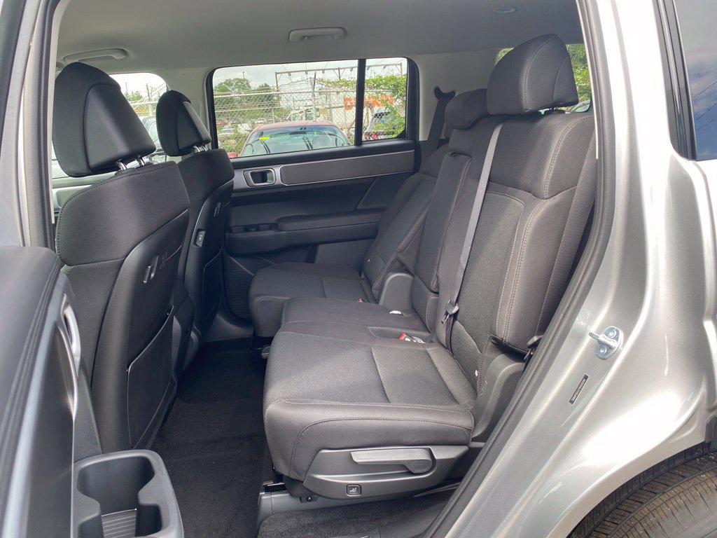 New 2027 Hyundai Santa Fe SE AWD/4WD image 13