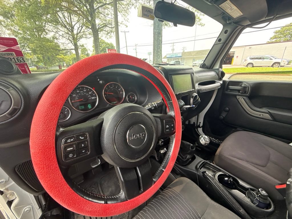 Used 2013 Jeep Wrangler Sport w/ Connectivity Group AWD/4WD image 19