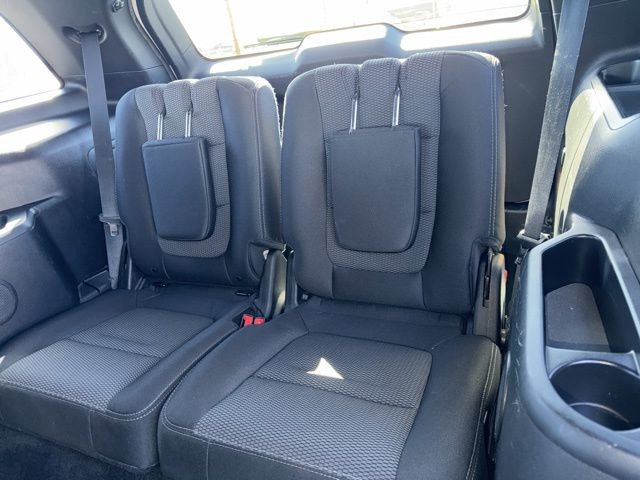 Used 2017 Ford Explorer XLT w/ Equipment Group 201A image 9