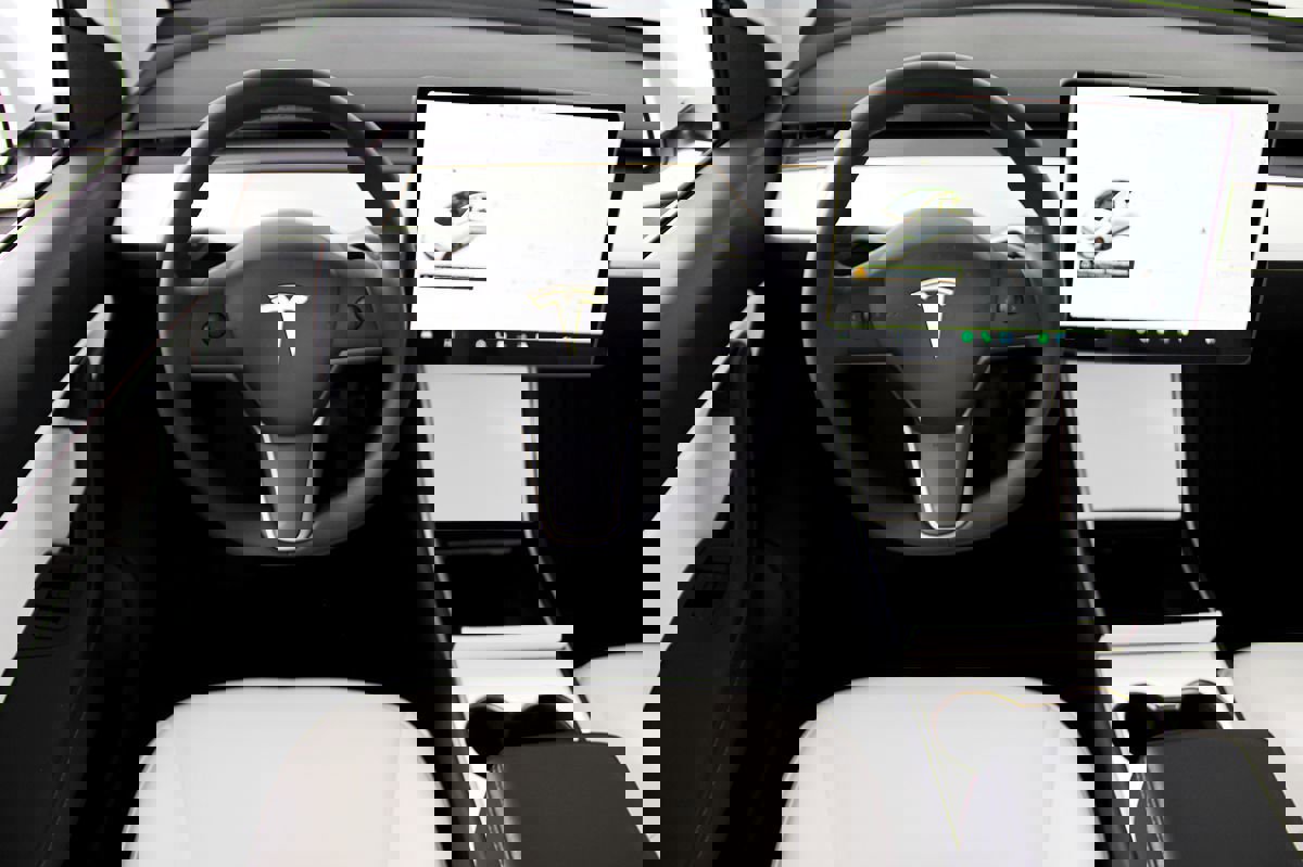 Used 2020 Tesla Model Y Long Range image 20