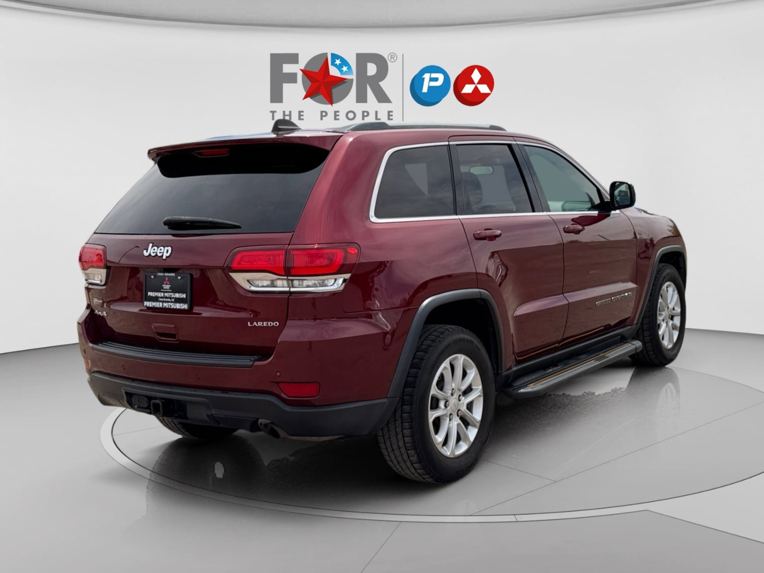 Used 2021 Jeep Grand Cherokee Laredo X AWD/4WD image 5