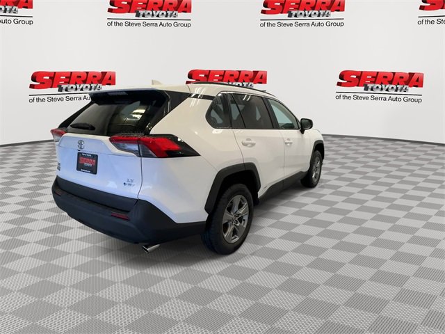 Used 2025 Toyota RAV4 LE image 9