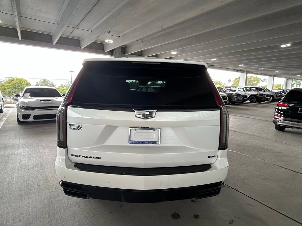 Used 2022 Cadillac Escalade Sport image 4