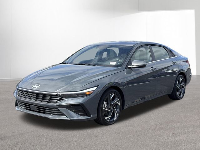 Used 2025 Hyundai Elantra Limited image 32